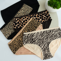 Трусики женские в наборе из 5 шт.  Размер: 2XL. ТМ. Nicoletta